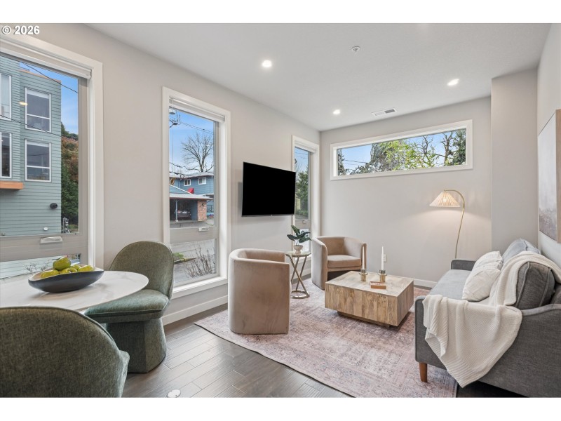 Living Room/Dining Room