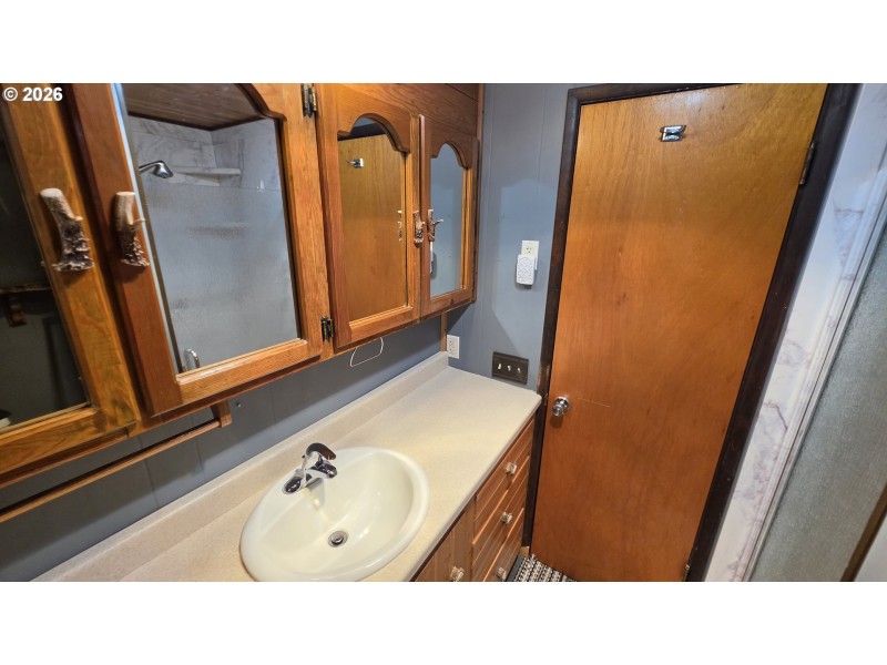 Attached Bathroom #2