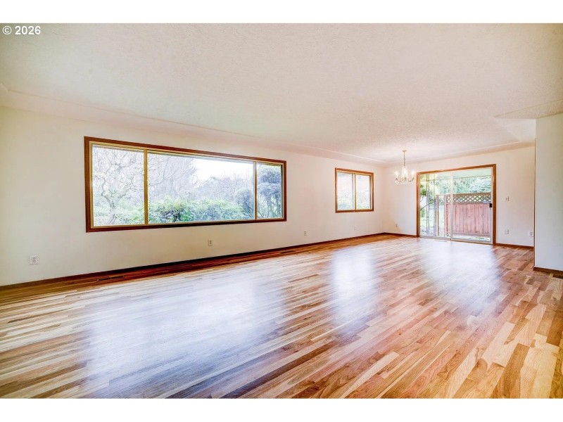 Living Room/Dining Room