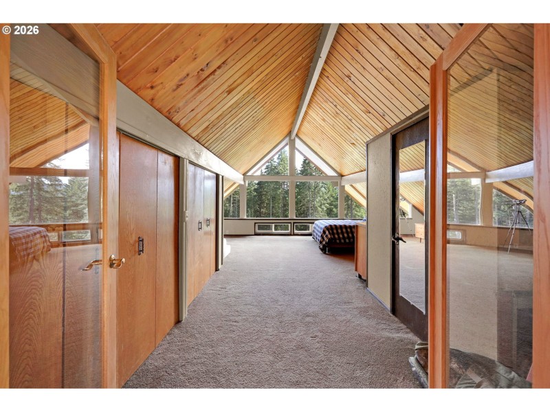 Owner's Suite Bedroom