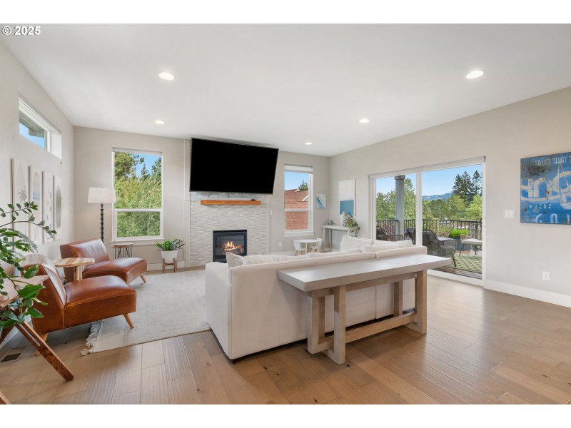 Kitchen/Living Room