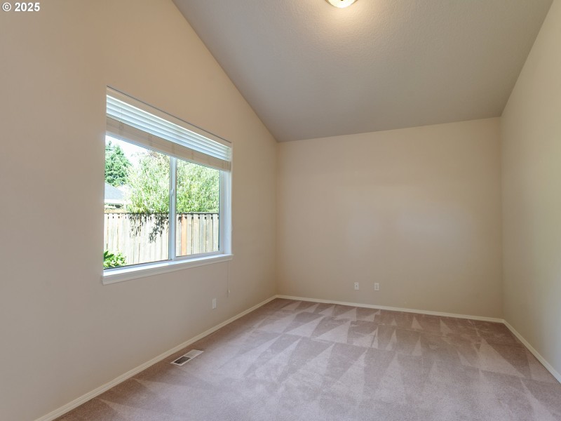 Bedroom, Primary
