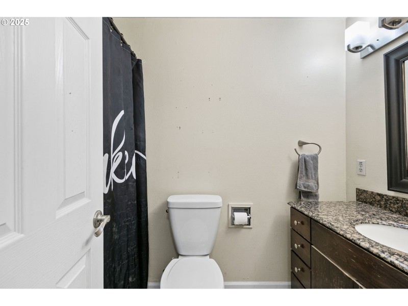 Bathroom, Attached