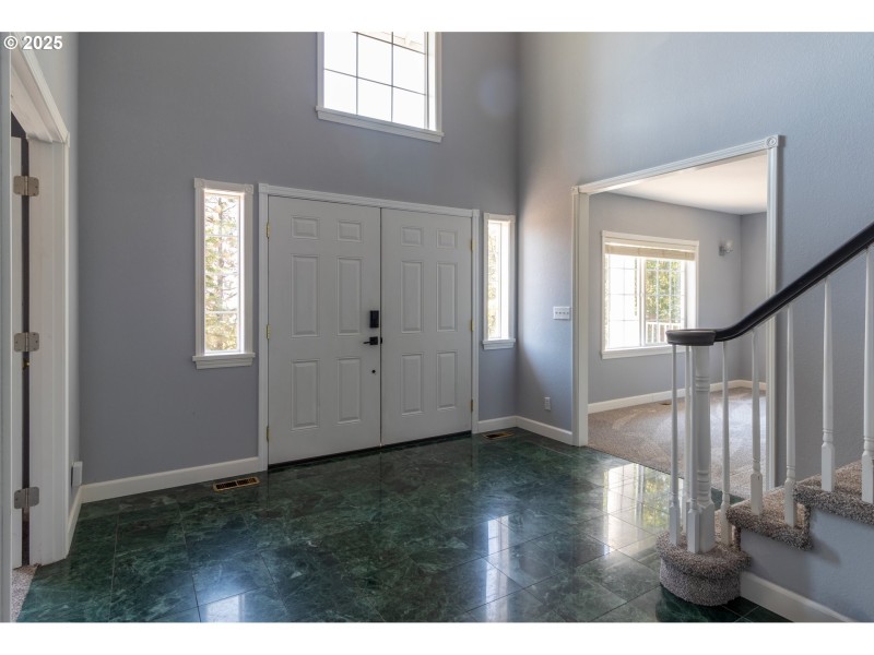 Entrance/Foyer