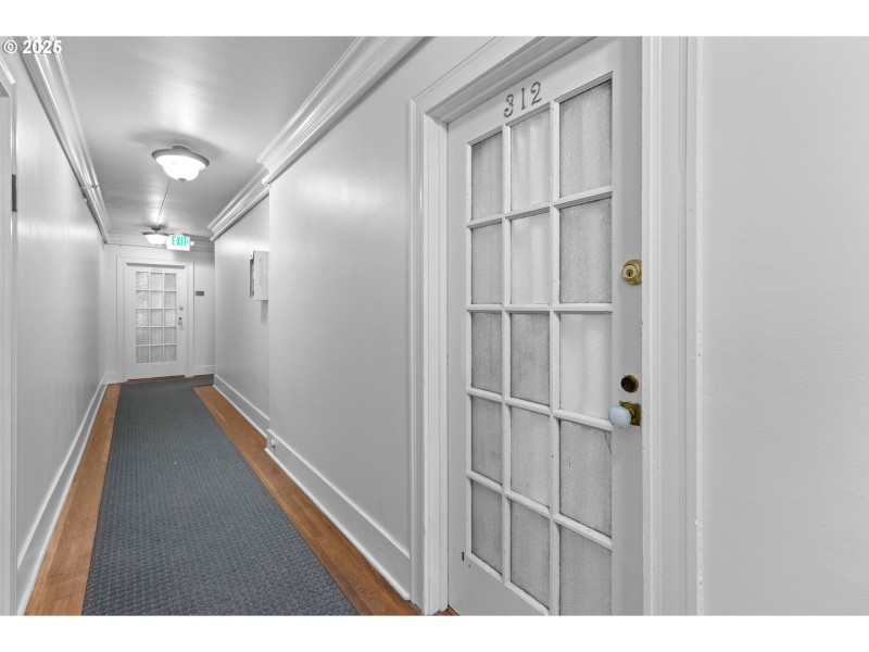 Entrance/Foyer