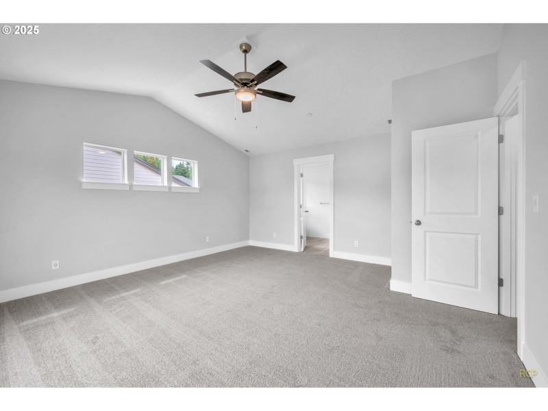 Bedroom, Primary