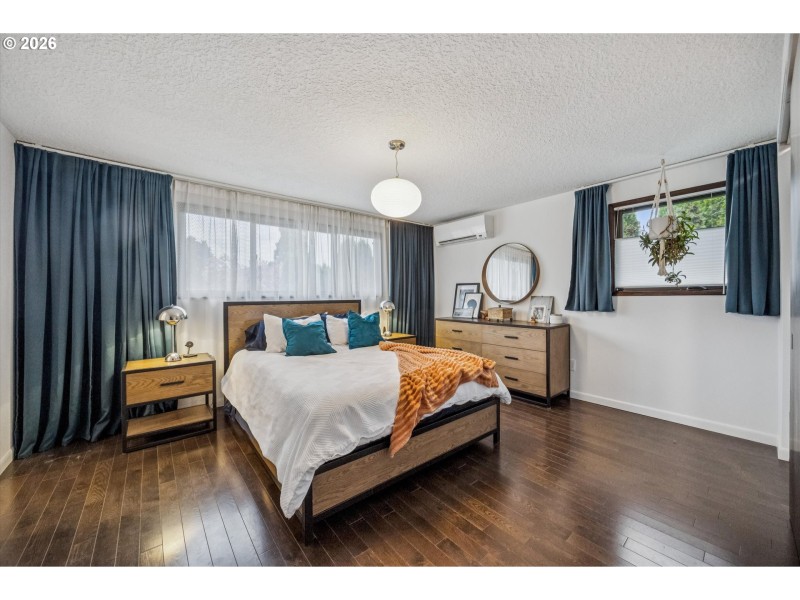 Bedroom, Owner's Suite