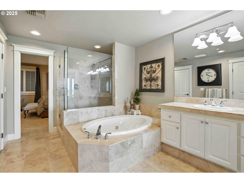 Bathroom, Attached