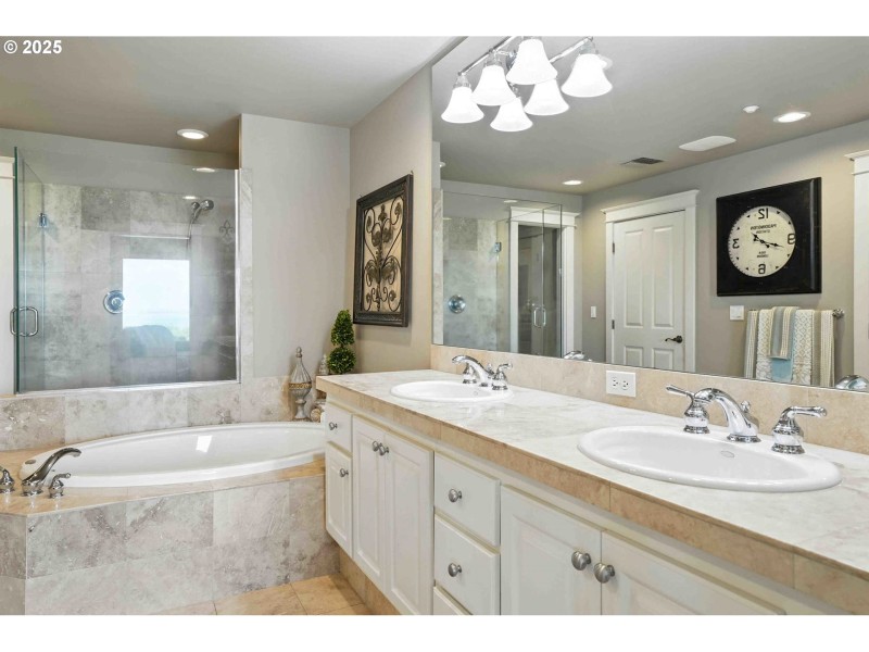 Bathroom, Attached