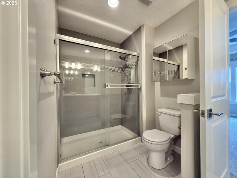 Owner's Suite Bathroom