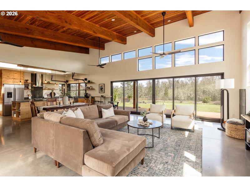 Living Room/Dining Room