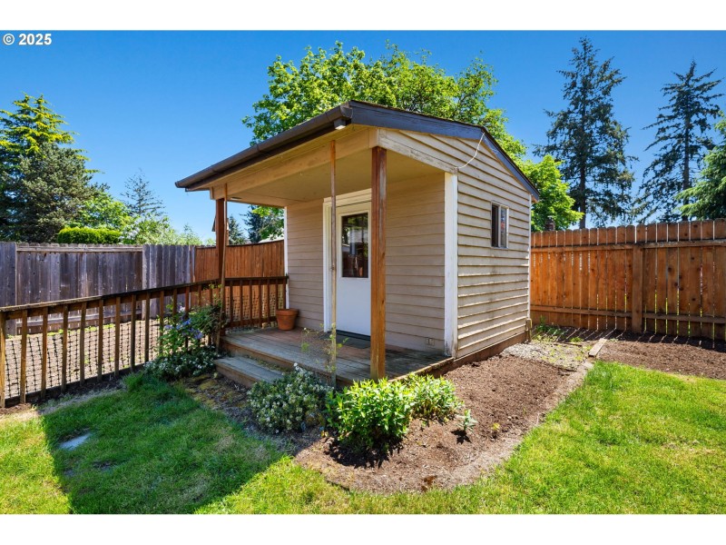 Shed