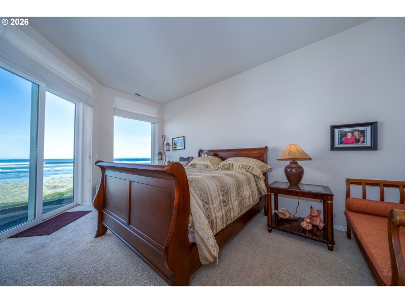 Bedroom, Owner's Suite