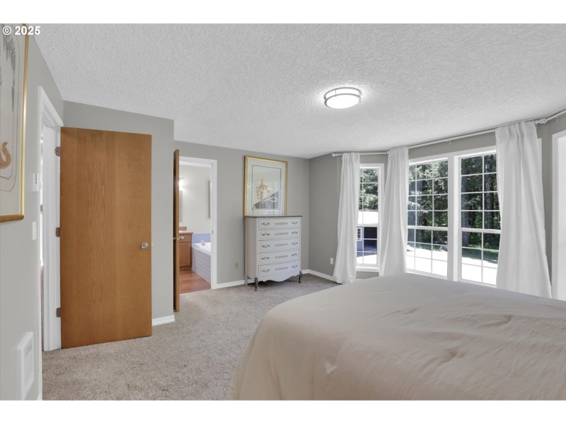 Bedroom, Primary