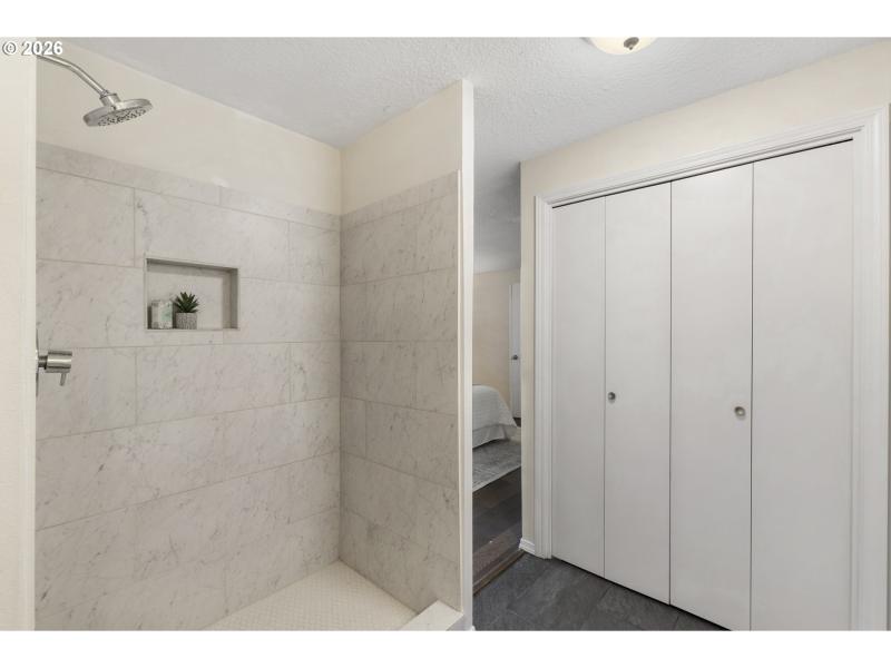 Owner's Suite Bathroom