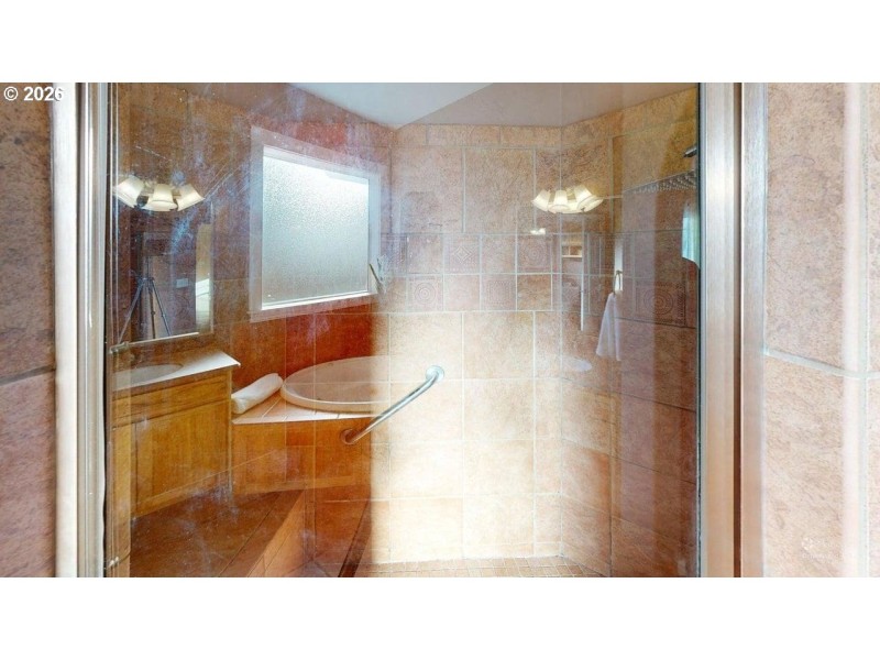 Bathroom, Attached