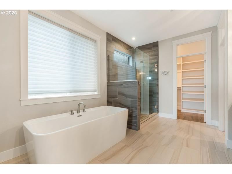 Owner's Suite Bathroom