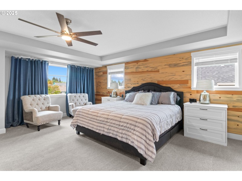 Bedroom, Primary