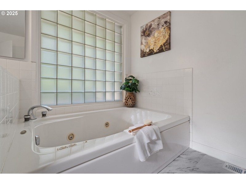 Bathroom, Attached