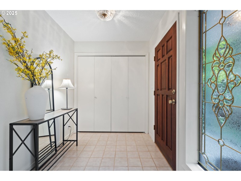 Entrance/Foyer