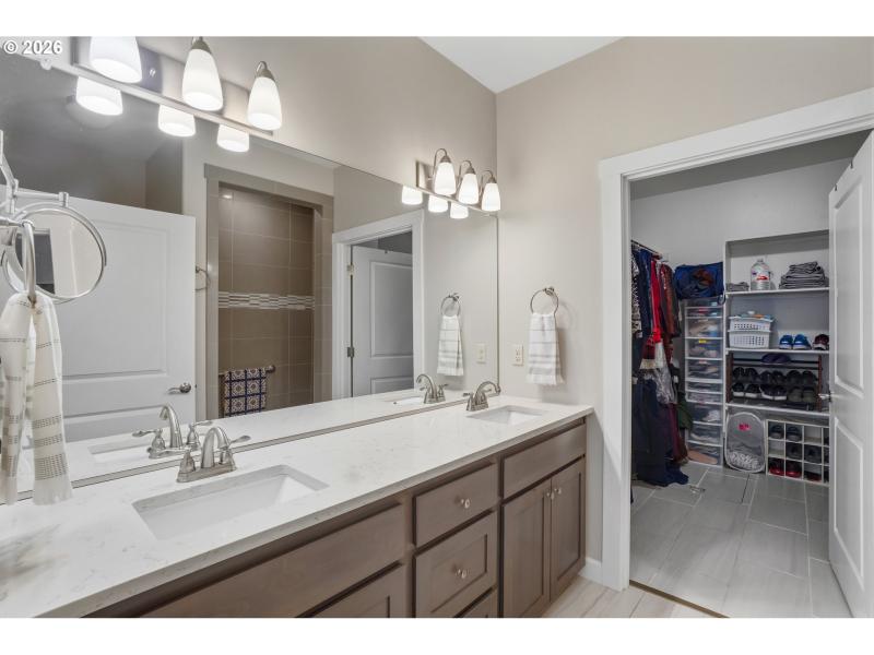 Bedroom, Owner's Suite