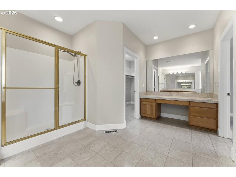 Owner's Suite Bathroom