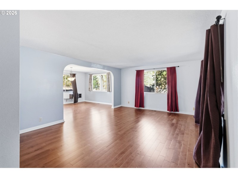 Living Room/Dining Room