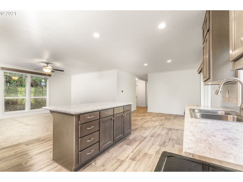 Kitchen/Living Room