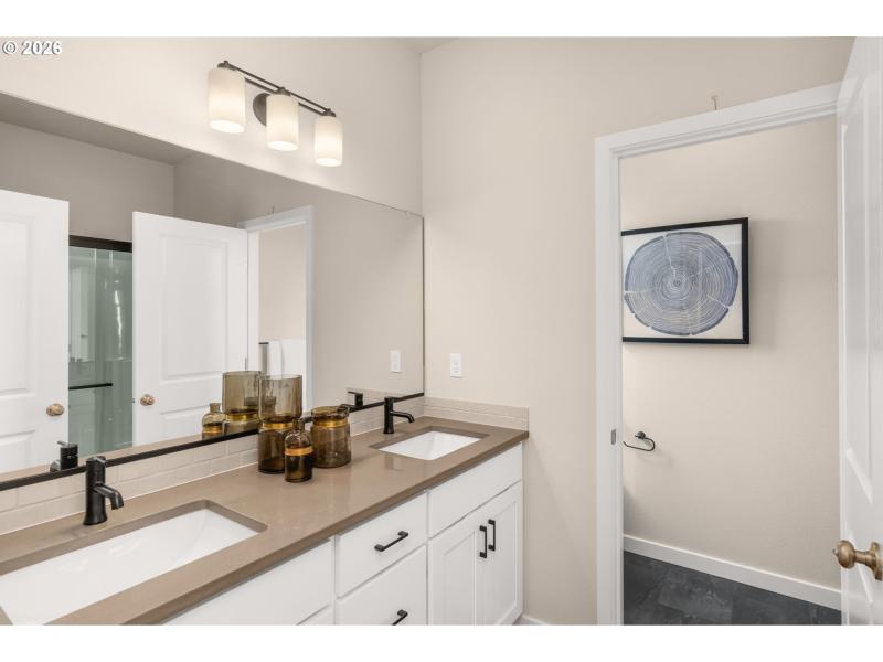 Owner's Suite Bathroom