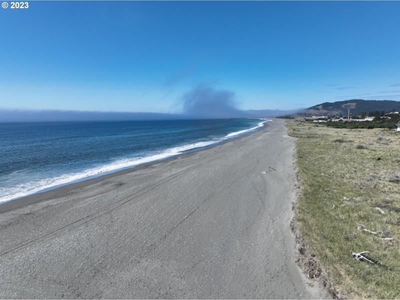 Beach Access Deeded