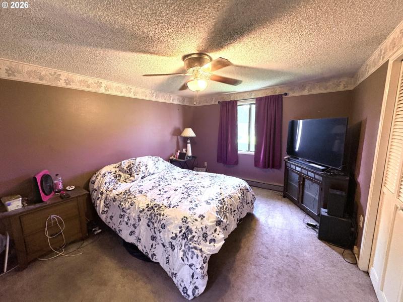 Bedroom, Owner's Suite