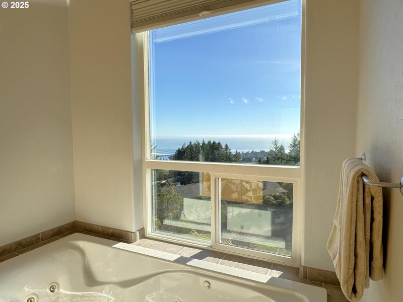 Bedroom, Owner's Suite