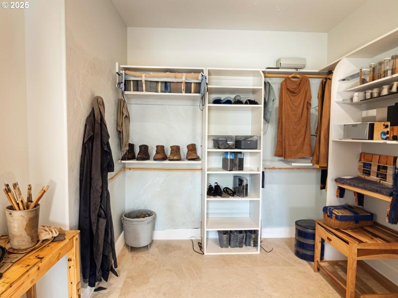 Bedroom, Owner's Suite