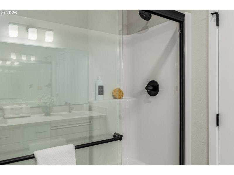 Owner's Suite Bathroom