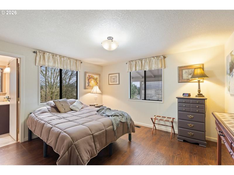 Bedroom, Owner's Suite