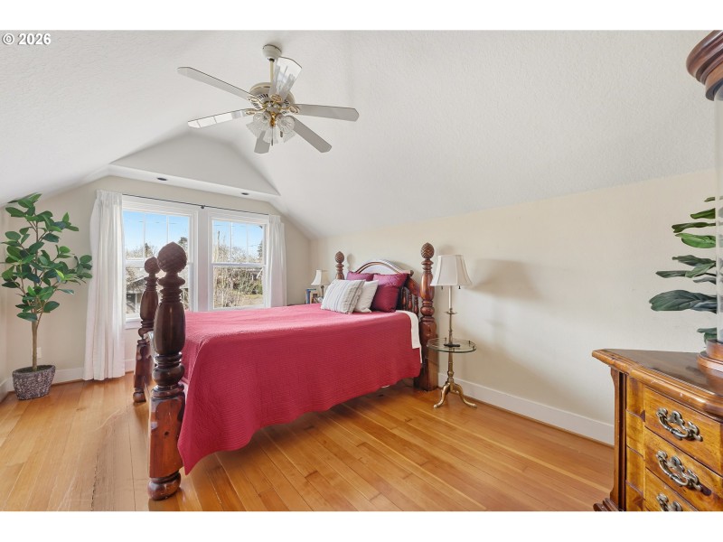 Bedroom, Owner's Suite