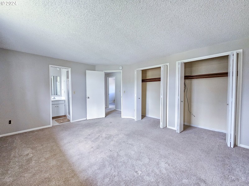 Bedroom, Owner's Suite