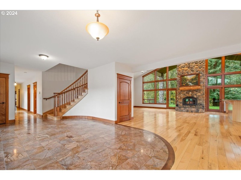 Entrance/Foyer