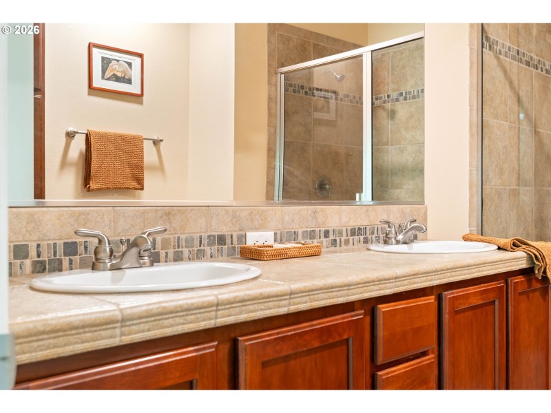 Owner's Suite Bathroom