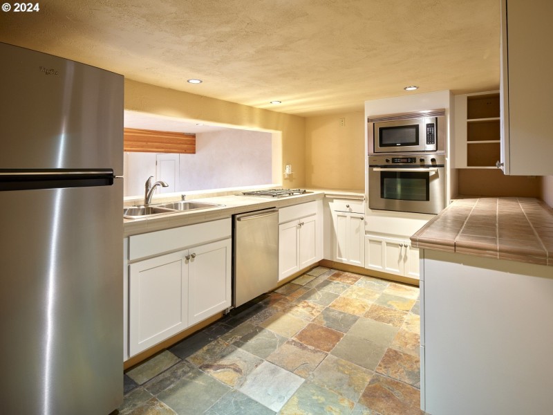 Guest Quarters