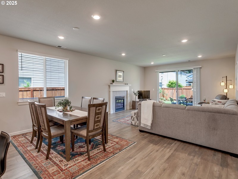 Living Room/Dining Room