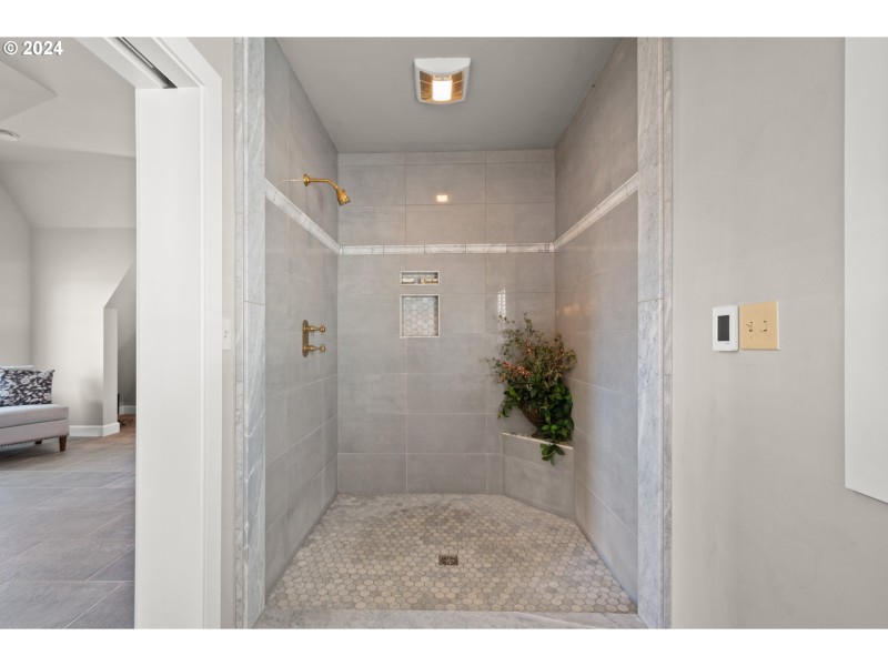 Guest Quarters