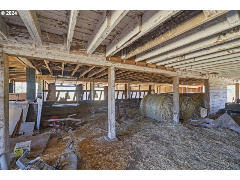 Barn