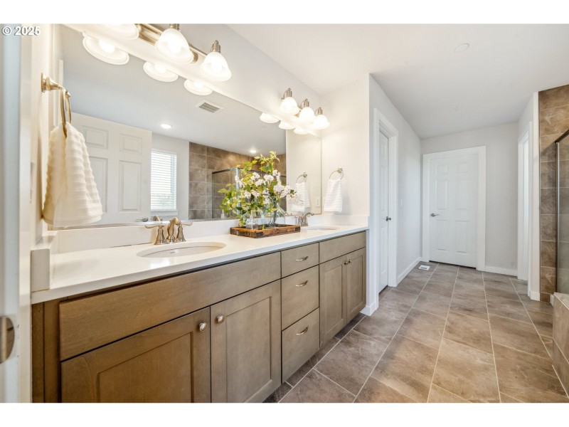 Owner's Suite Bathroom
