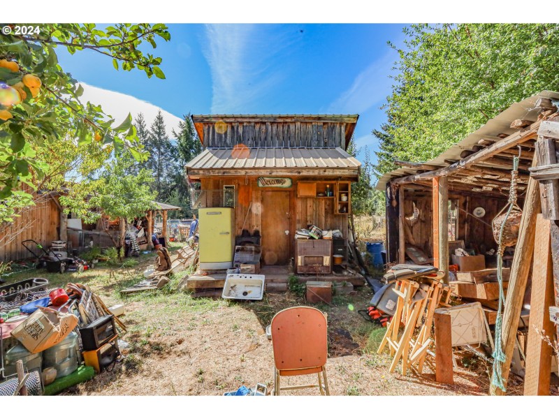 Shed