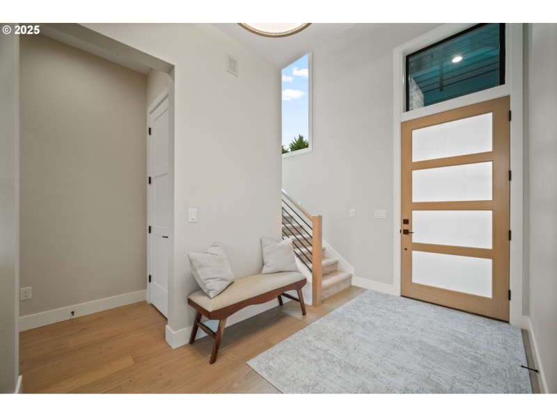 Entrance/Foyer