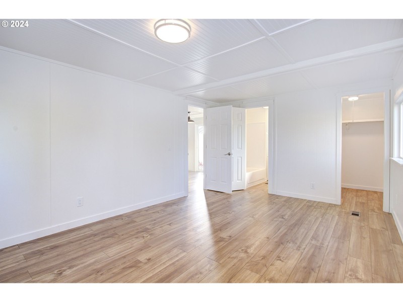 Bedroom, Owner's Suite