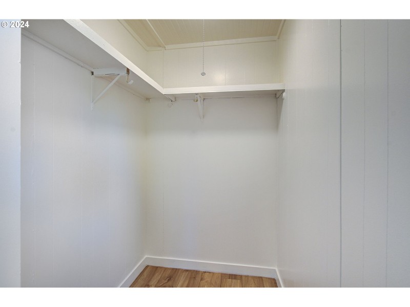 Bedroom, Owner's Suite