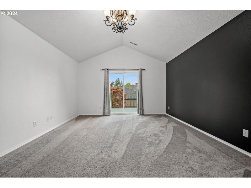 Bedroom, Primary