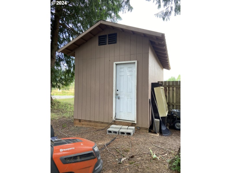 Shed